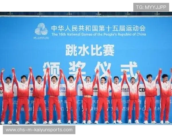 跳水队最新合影曝光!网友:美到犯规 跳水队最新合影曝光!网友:美到犯规