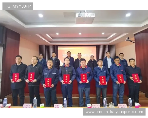 中国足球教练外派培训与国际交流项目评估，中国外聘足球教练年薪多少