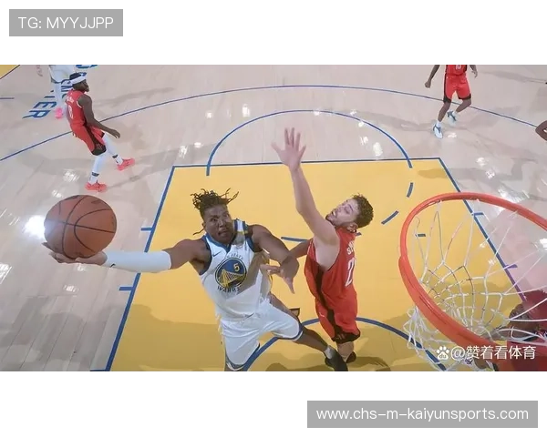 勇士篮板卡位到位,太阳二次进攻没了 勇士篮板卡位到位,太阳二次进攻没了